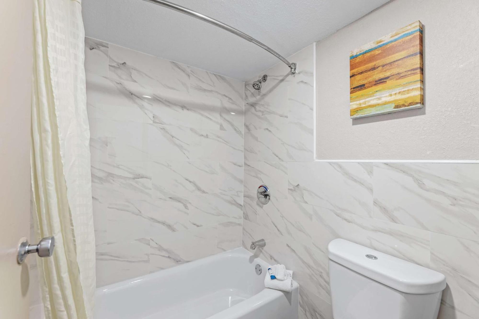 Americas Best Value Inn Fort Worth/Hurst Richland Hills Экстерьер фото