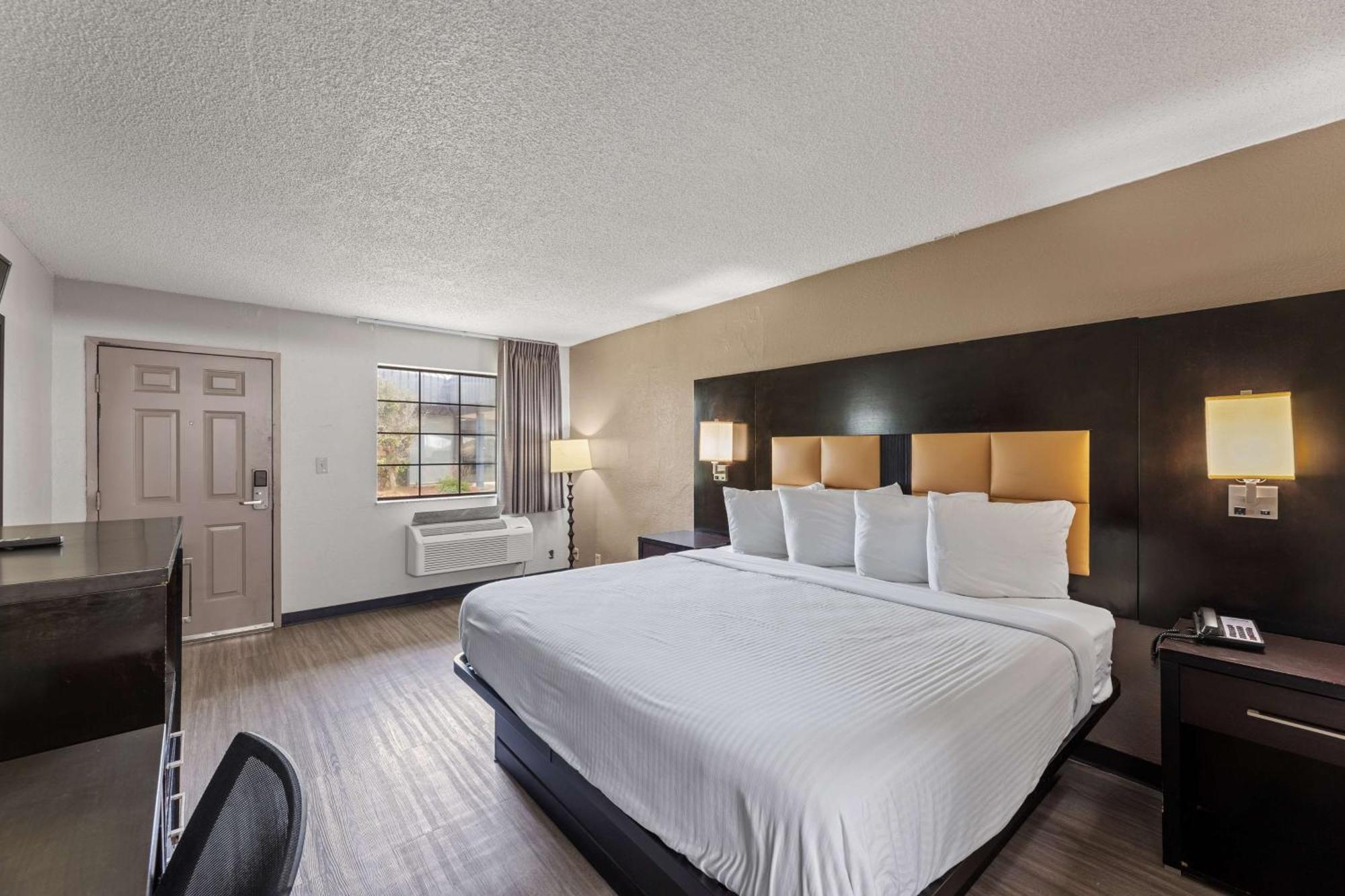 Americas Best Value Inn Fort Worth/Hurst Richland Hills Экстерьер фото